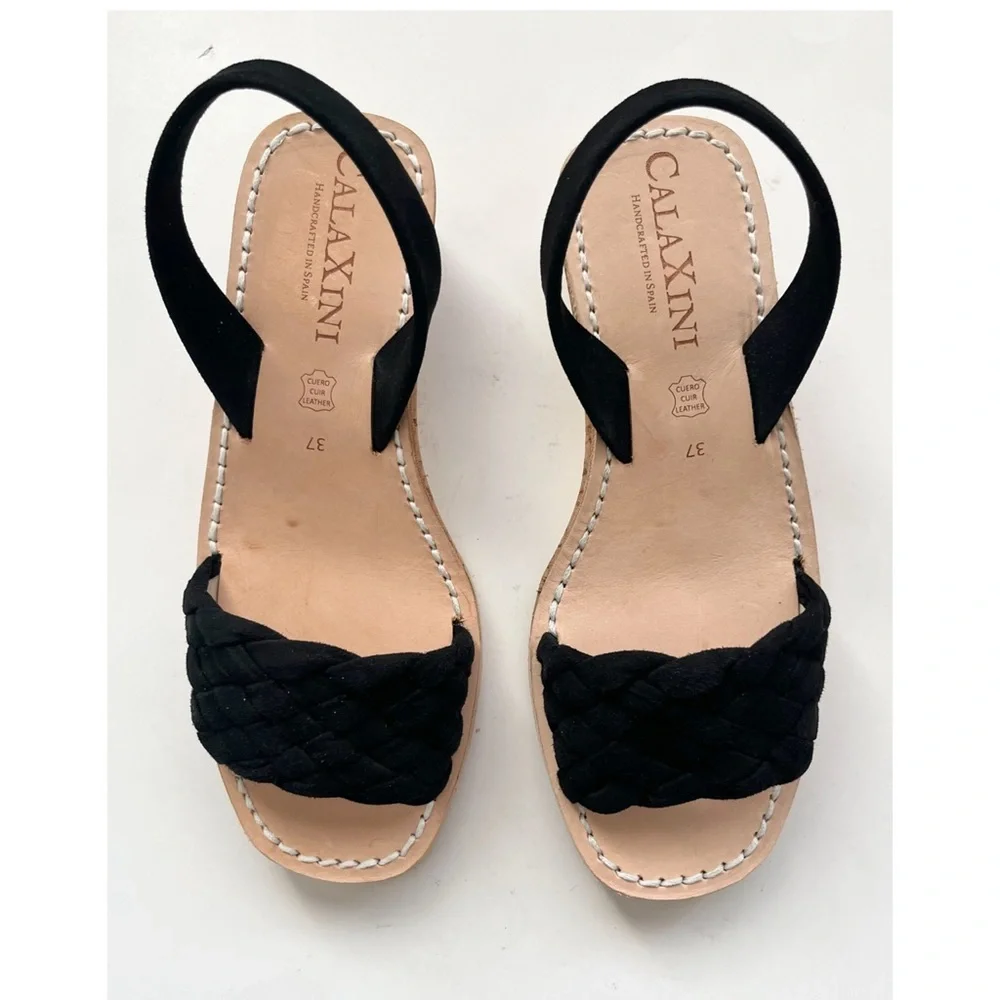 CalaXini simply perfect wedge braided suede sandals made
In Spain 37 US 6.5 - Picture 12 of 12